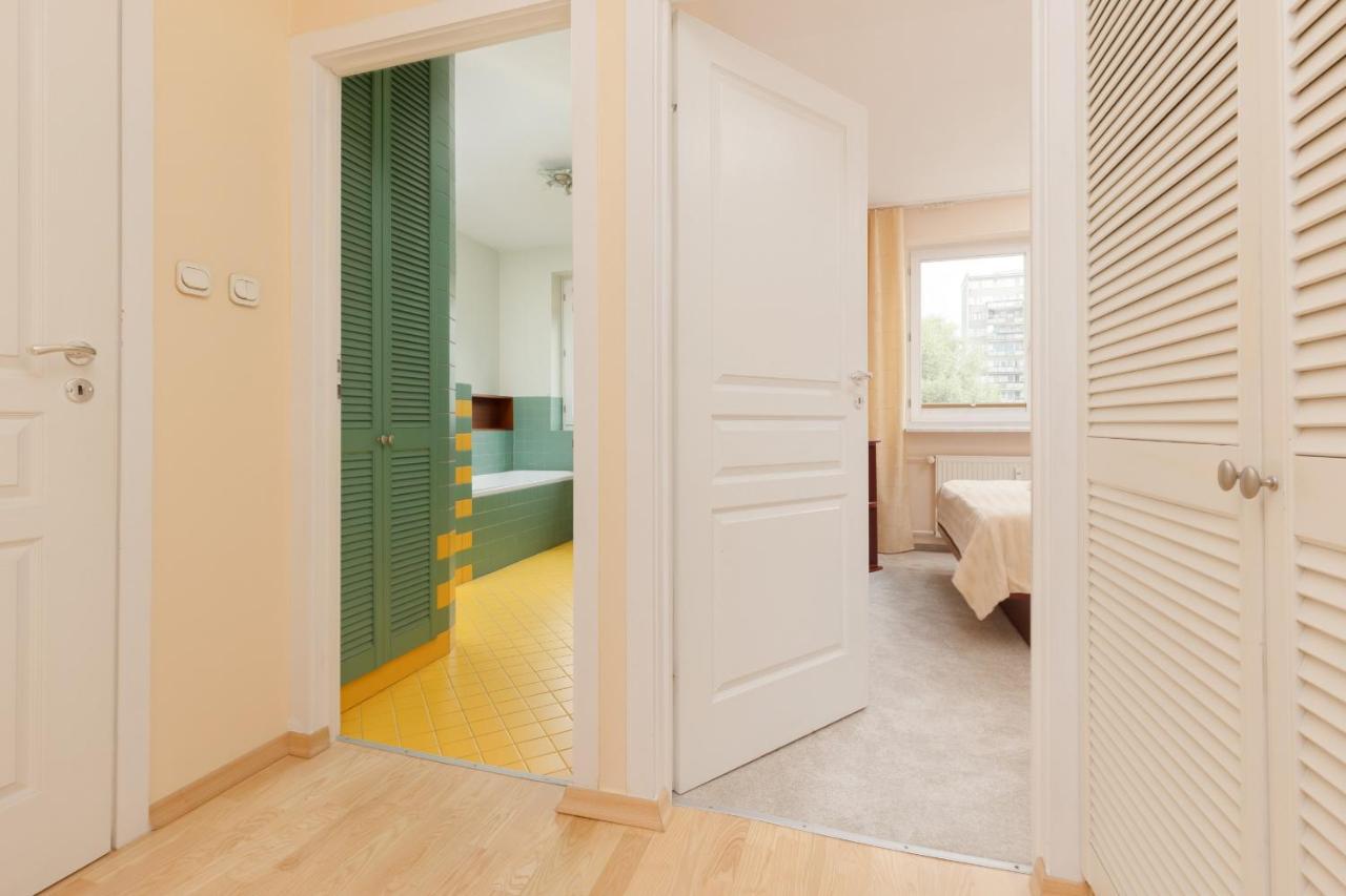 Spacious & Quiet 1 Bedroom Apartment In Pruszkow By Noclegi Renters Exterior photo
